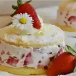 Schneller und Einfacher Erdbeer-Sahne-Kuchen 2 Schneller und Einfacher Erdbeer-Sahne-Kuchen
