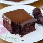 Verlockender Schokoladenkuchen mit Thermomix-Ganache
