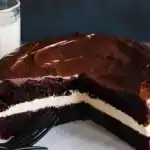 Schokoladenkuchen mit Vanillecreme