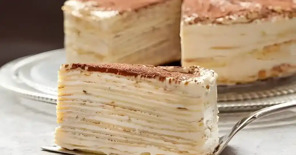 Tiramisu-Crêpe-Torte: Eine himmlische Verschmelzung von Crêpes und Tiramisu