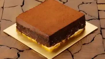 Traumhafte Eierlikör-Sahnetorte