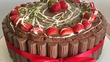 Yogurette-Torte: Ein Fruchtiger Genuss für Alle Sinne