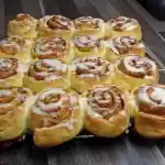 Zimtschnecken (Cinnabon Style): Ein Hauch von Amerika in der eigenen Küche