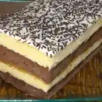 Hausgemachtes Neapolitanisches Rezept: Ein Dreifacher Genuss für die Sinne