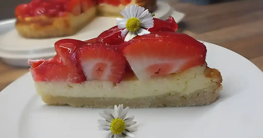 Erdbeer-Käsekuchen-Schnitten