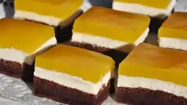 Genialer FANTA-Kuchen mit Quark-Füllung