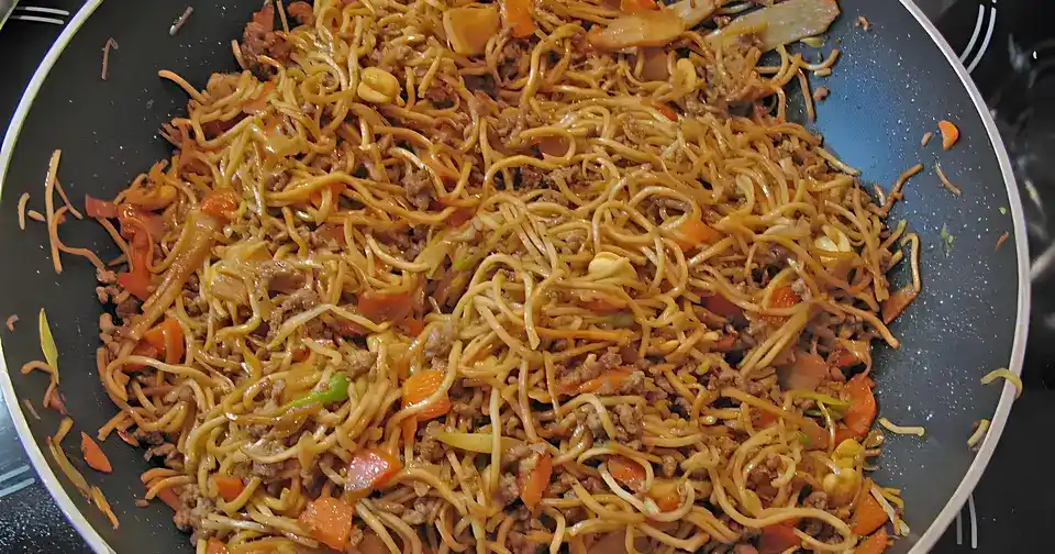 Hackfleischpfanne mit Glasnudeln