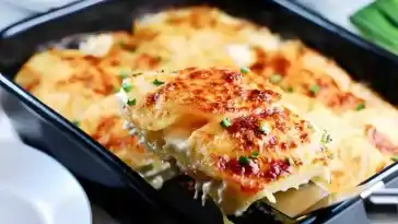 Leckeres Kartoffelgratin mit Zwiebeln