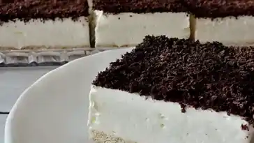 SCHNELLER 10-MINUTEN-SCHAUMKUCHEN OHNE BACKEN