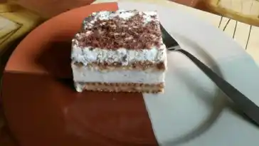 Saure-Sahne-Butterkekskuchen ohne Backen