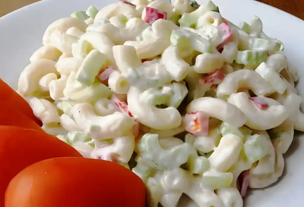 Schneller Nudelsalat mit perfekter Soße