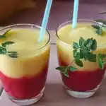 Frische Sommerfreuden: Ein Zweifarbiger Sommersmoothie