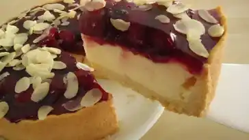 Wundervolle Kirsch-Schmand-Torte