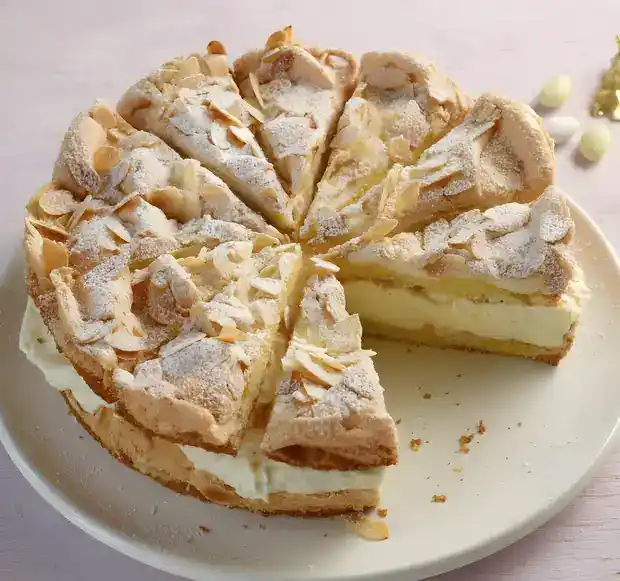 Zitronen Baiser Torte