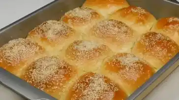 Zucker-Joghurt-Brötchen