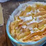 APFELKUCHEN MIT MANDEL UND ZITRONENSAHNE W2xEX 2x webp