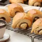 Einfaches Rezept fuer Schokoladenbroetchen W2xEX 2x webp