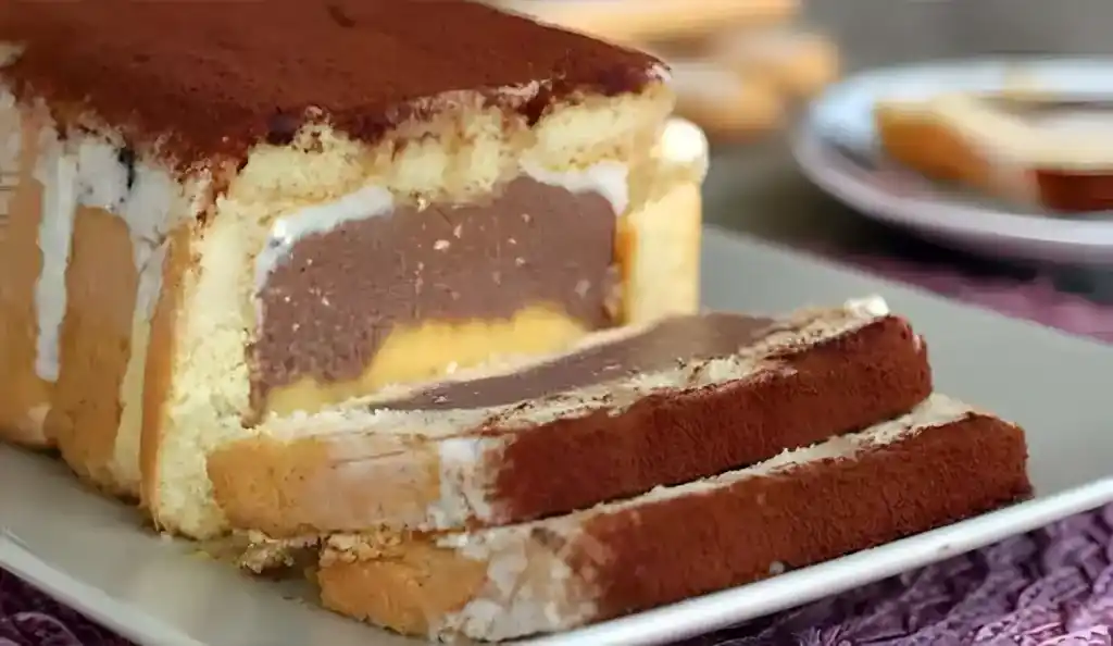 No-Bake 3-Creme Biskuitkuchen