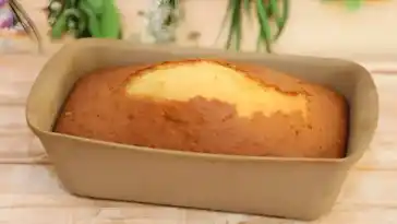 Rezept Zitronenkuchen mit frischer Sahne W2xEX 2x webp