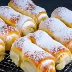 100 Jahr altes Rezept super weich und lecker Omas Rollen1