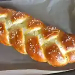 Ich backe sicher nur 300 g Milch und 550g Mehl Hefezopf von Uroma1