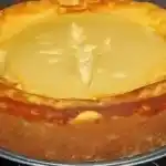 Ich nehme 650 ml Sahne und 1 Packung Vanillepudding Omis Rahmkuchen mit Vanillepudding1