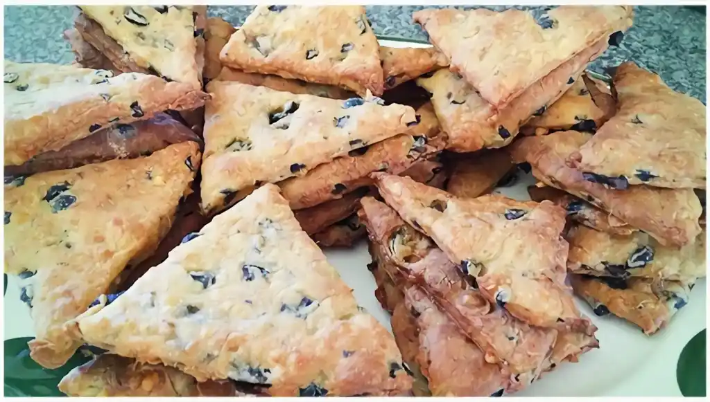 Oliven-Sardellen-Kekse Oliven-Sardellen-Kekse