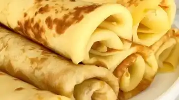 Quark Pfannkuchen mit 200 ml Milch in 2 Minuten zubereite1