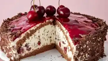 Stracciatella Kirsch Torte die immer gelingt mit 1 Glas Kirschen1