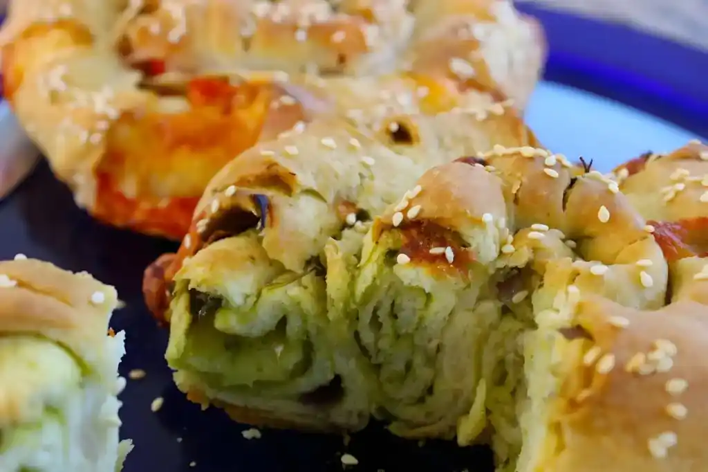 Aufgerollte Schneckenbrote – Saftige Leckerbissen mit herzhafter Füllung