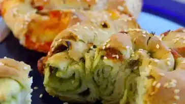 Aufgerollte Schneckenbrote – saftige Brote mit herzhafter Fuellung W2xEX 2x