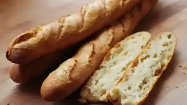 Baeckertipp Wie bereitet man ein hausgemachtes traditionelles Baguette zu W2xEX 2x jpeg