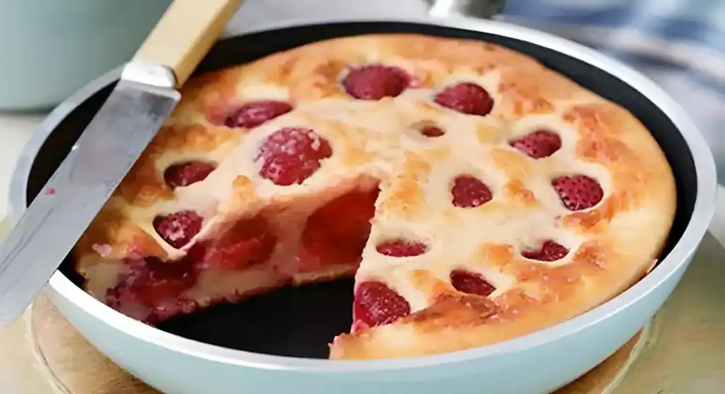 Erdbeer-Clafoutis: Ein Leckeres und Leichtes Dessert