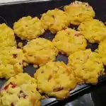 Erdbeer - Muffins mit Rhabarberfüllung