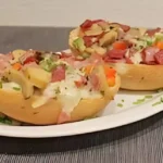 Fernseh Broetchen mit 150 g saure Sahne in 8 Minuten im Ofen gebacken1