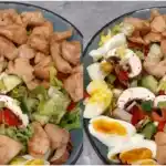 Herzhafte Proteinpower Haehnchenbrust frische Champignons und Eier auf knackigem Salatbett W2xEX 4x 2n
