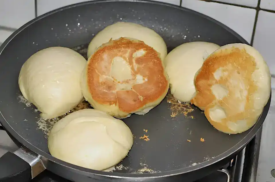 Salzige Dampfnudeln