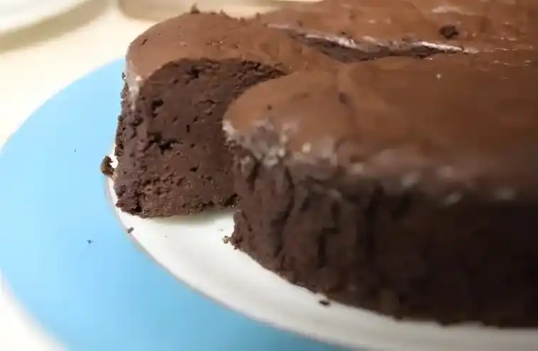 Thermomix Schokoladenmousse Kuchen W2xEX 2x webp