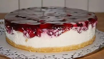 Windbeuteltorte ohne backen in 10 Minuten mit 200 g Frischkaese1