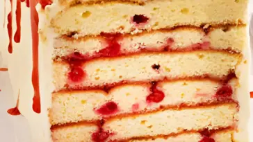 Johannisbeer-schichtkuchen