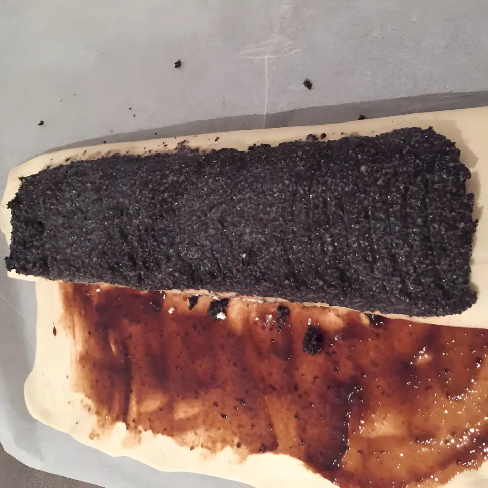 Weihnachtsstrudel mit drei Füllungen 2 Weihnachtsstrudel mit drei