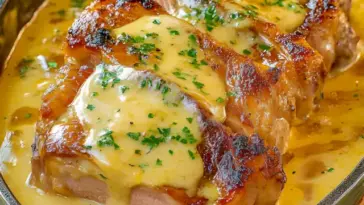 Kasseler mit 600 g Wirsing in Senf Sahnesauce, immer lecker