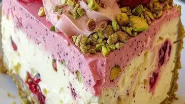 Pistazien-Himbeer-Käsekuchen Rezept