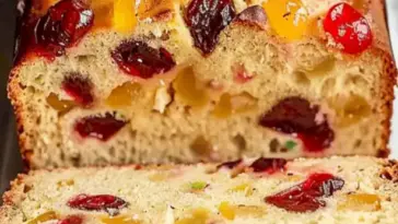 Traditionelles Weihnachtsfrüchtekuchen-Rezept – Festlicher Genuss