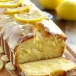 Zitrusfrischer Zitronengusskuchen