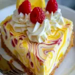 Zitronen-Himbeer-Marmor-Käsekuchen