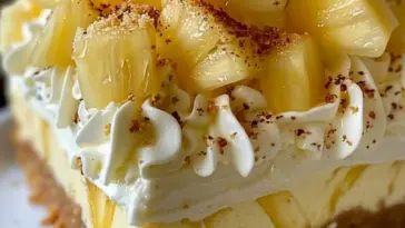 Ananas Käsekuchen Rezept: Tropischer Genuss bei jedem Bissen