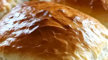 Einfaches hausgemachtes Brot – Nur 5 Zutaten