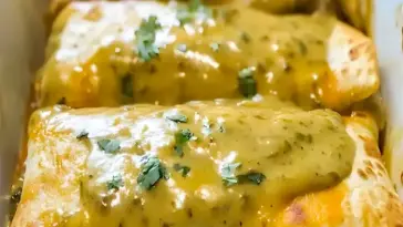 Gruenes Chili Haehnchen Smothered Burritos Rezept