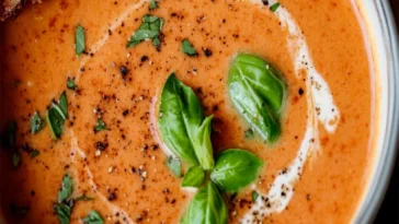 Cremige Tomatensuppe schnell und einfach gemacht
